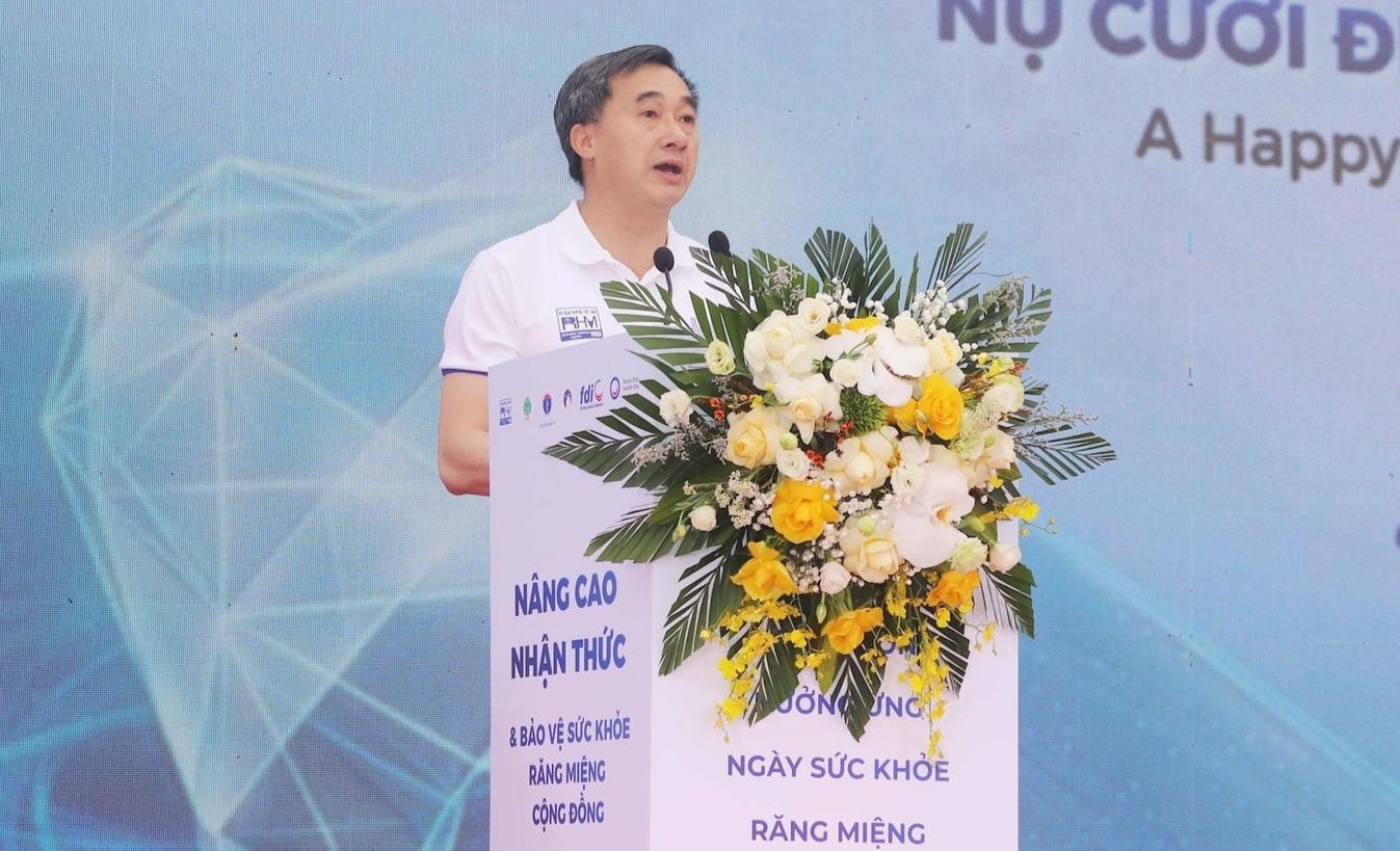 Bác sĩ cảnh báo 90% người Việt mắc bệnh răng miệng và giải pháp từ quy tắc 4 số 2 Bác sĩ cảnh báo 90% người Việt mắc bệnh răng miệng và giải pháp từ quy tắc 4 số 2