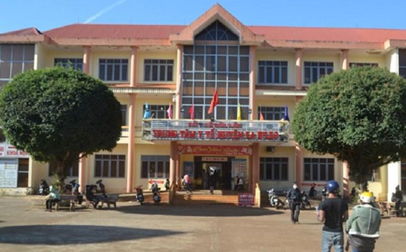 32 người nhập viện nghi ngộ độc sau khi ăn bánh mì tại Đắk Lắk