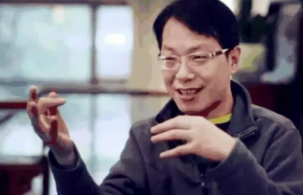 Chủ tịch doanh nghiệp có 5.600 cửa hàng trên khắp cả nước, sở hữu tài sản 15.000 tỷ nhưng vẫn ở nhà thuê, quyết không để lại cho con cháu