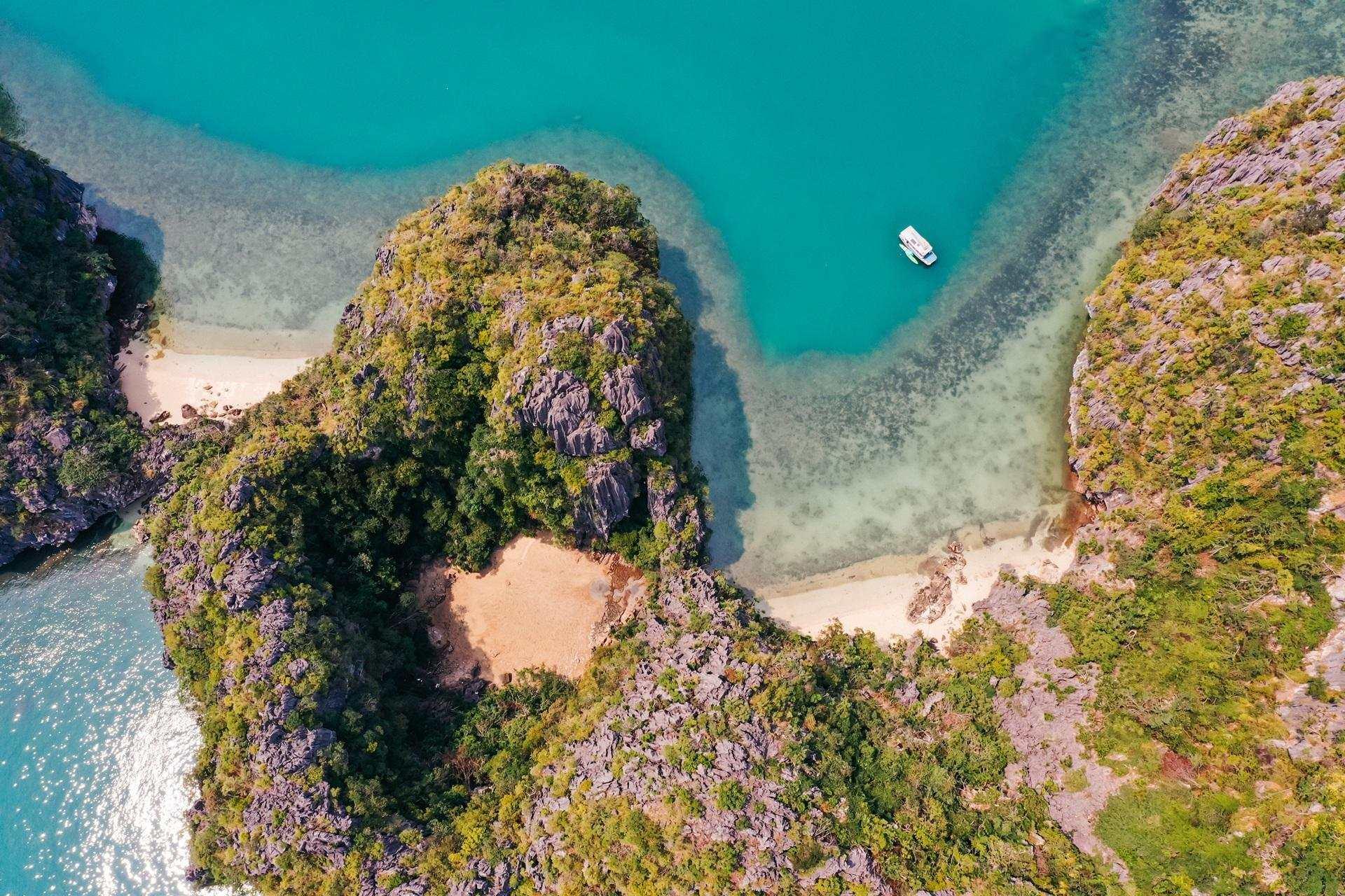 Lịch trình khám phá 'đảo ngọc' của miền Bắc được UNESCO công nhận: Cách Hà Nội chỉ 140km, có làng chài cổ nhất Việt Nam, 'thiên đường bị bỏ quên' hoang sơ, kỳ vĩ