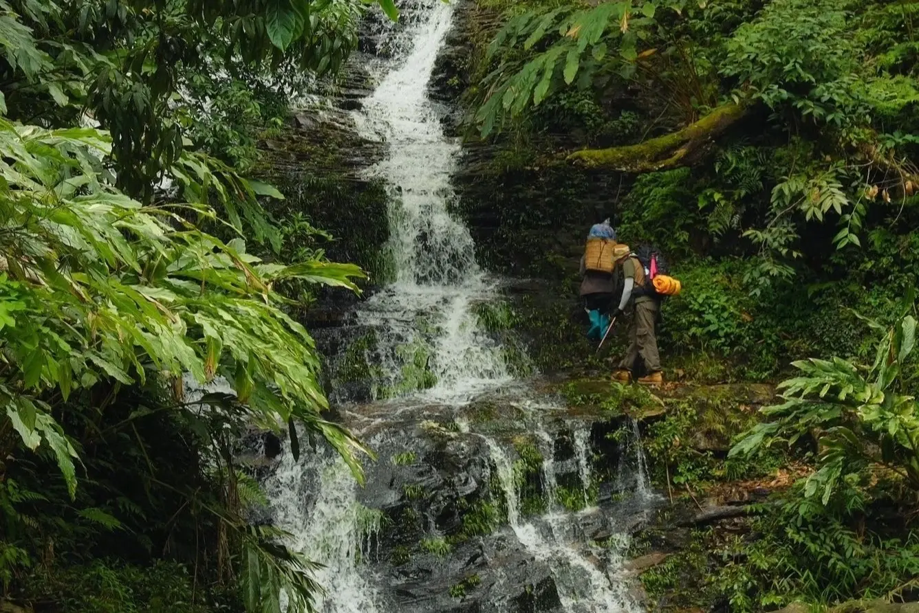 Cấm trekking tự phát ở các đỉnh núi cao bậc nhất Việt Nam