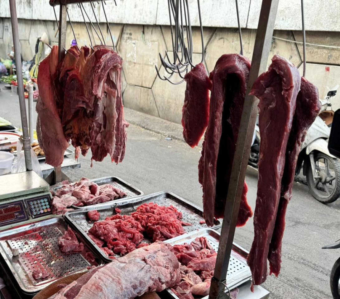 Thịt heo ngâm hóa chất thành thịt bò: Bác sĩ nói gì về nguy cơ sức khỏe?