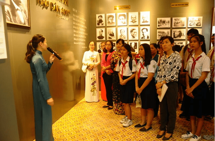 tham-quan-ben-nha-rong-bao-tang-min_1778922195.png