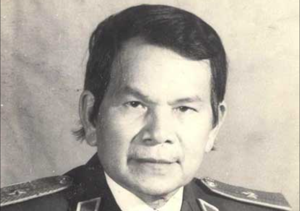 Nhà văn mang hàm Thiếu tướng từng là lính đặc công: 11 năm làm Tổng Biên tập, có tác phẩm phát hành 65.000 bản tại nước ngoài, được truy tặng Giải thưởng danh giá