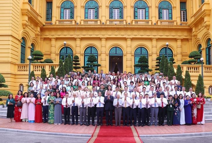 Tổng Bí thư, Chủ tịch nước Tô Lâm: Báo chí phải lấy lợi ích của nhân dân làm điểm xuất phát Tổng Bí thư, Chủ tịch nước Tô Lâm: Báo chí phải lấy lợi ích của nhân dân làm điểm xuất phát