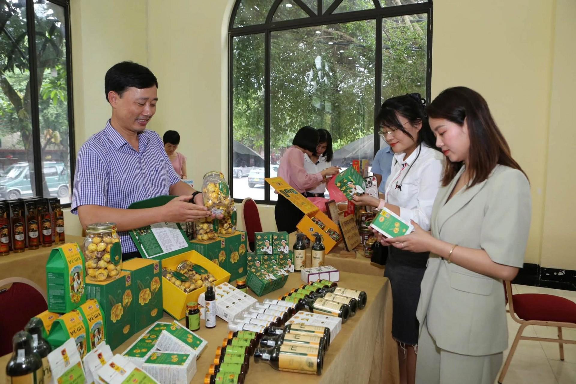 Ninh Bình phấn đấu có thêm 200 sản phẩm OCOP đạt từ 3 sao
