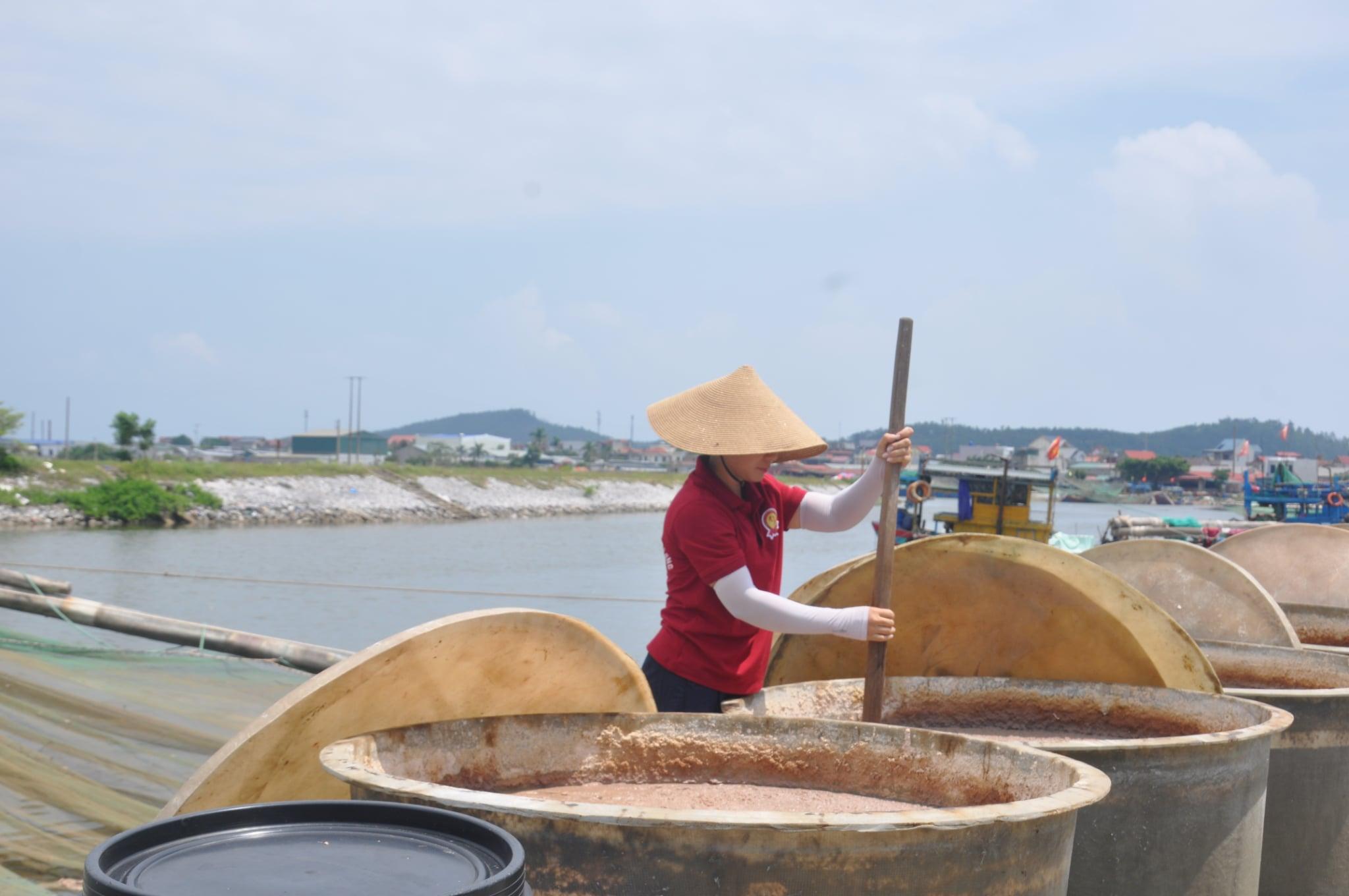 Nước mắm Ba Làng – Chắt vị biển, giữ hồn làng nghề