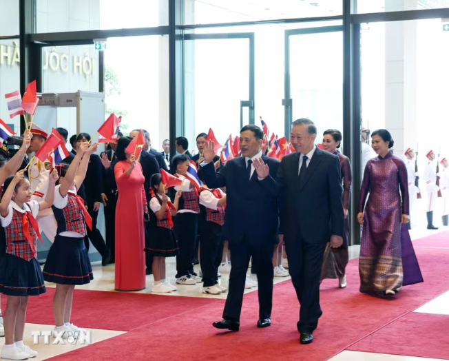 Ba dấu mốc hội tụ trong chuyến thăm của Nhà vua Thái Lan và Hoàng hậu