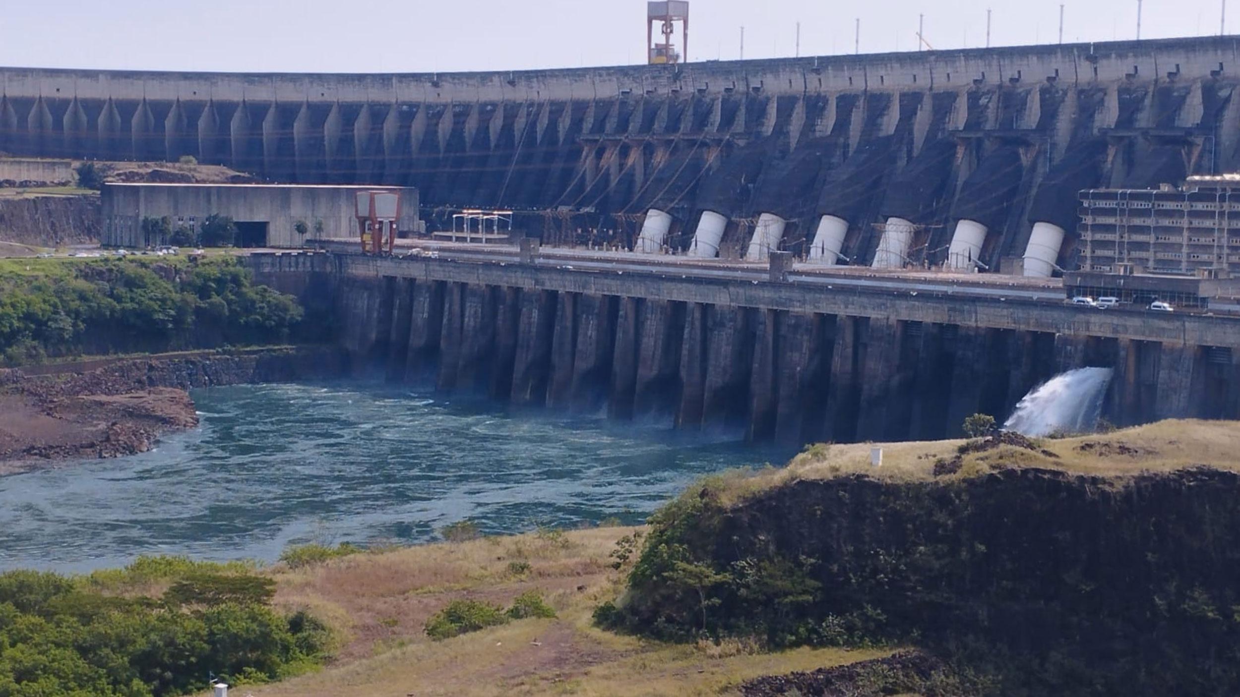 Huy động 30.000 công nhân xây dựng đập thủy điện có sức chứa gấp 3 lần thủy điện Hòa Bình, nhiều lần phá kỷ lục đập Tam Hiệp Trung Quốc