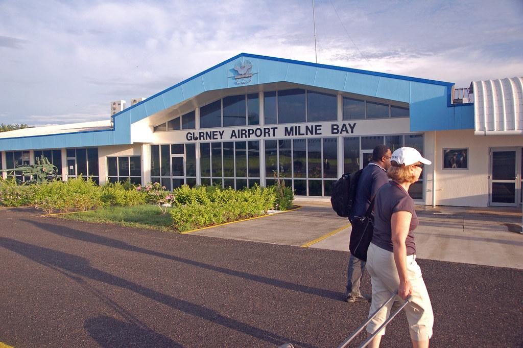 Chọn nhà thầu Trung Quốc, dự án nâng cấp sân bay hoàn thành vượt tiến độ 33 ngày