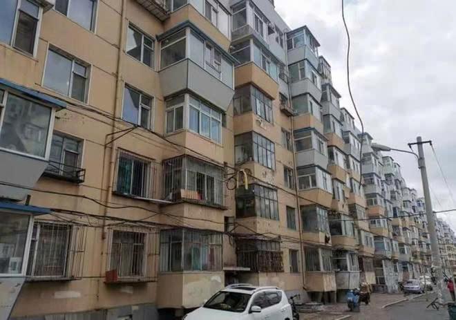 Thuê trọ 15 năm, thấy chủ nhà được đền bù giải tỏa 10 tỷ đồng, người phụ nữ lập tức đòi chia một nửa số tiền