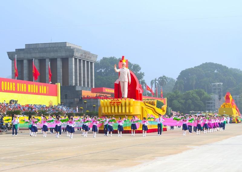 Từ mùa Thu độc lập năm 1945 đến mùa Thu khát vọng 2045
