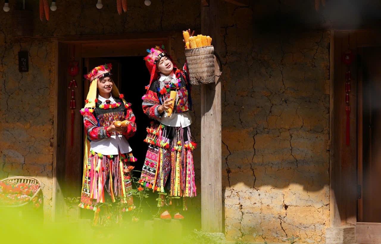Làng du lịch tốt nhất thế giới của Việt Nam sắp kín phòng dịp lễ 2/9 Làng du lịch tốt nhất thế giới của Việt Nam sắp kín phòng dịp lễ 2/9