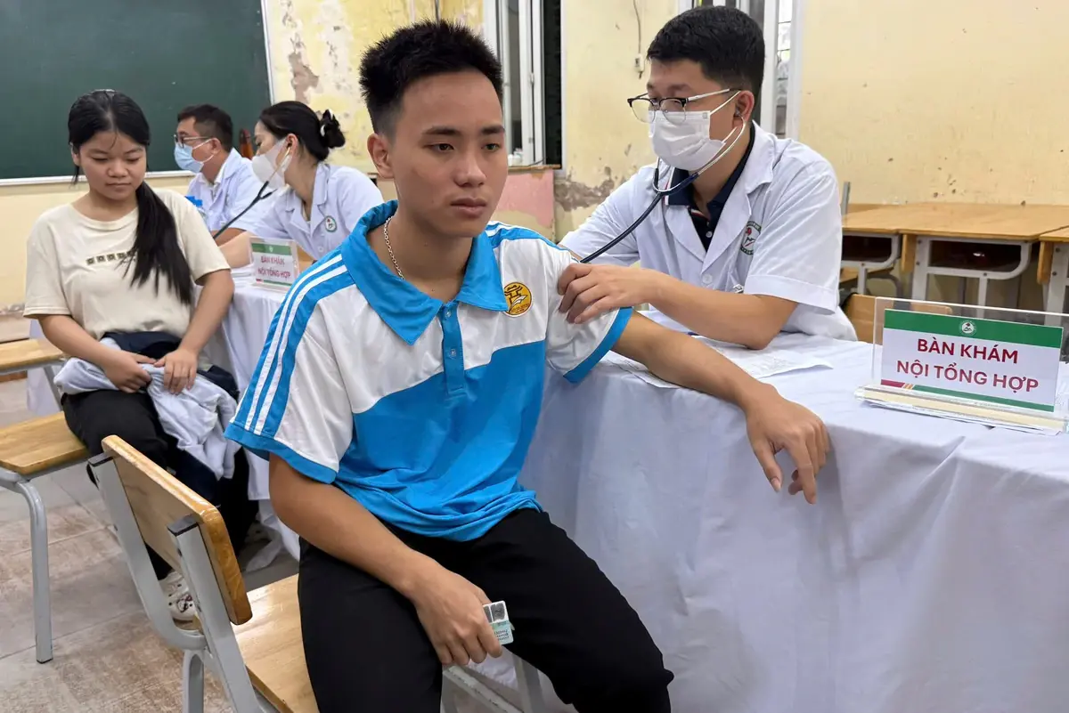 Đẩy nhanh khám sức khỏe toàn dân, Thủ tướng yêu cầu không chạy theo thành tích