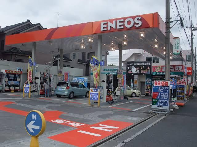 Giá xăng tại Nhật Bản tăng cao chưa từng có, Chính phủ tung trợ cấp khẩn cấp