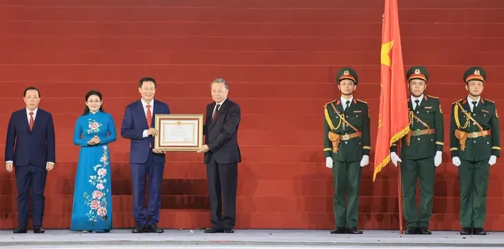 Tổng Bí thư, Chủ tịch nước dự Lễ công bố Nghị quyết của Quốc hội về thành lập thành phố Đồng Nai