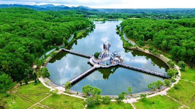 Vùng đất duy nhất Việt Nam nổi tiếng với 9 chúa 13 vua, được Quỹ Quốc tế vinh danh 'Thành phố xuất sắc' về hành động khí hậu