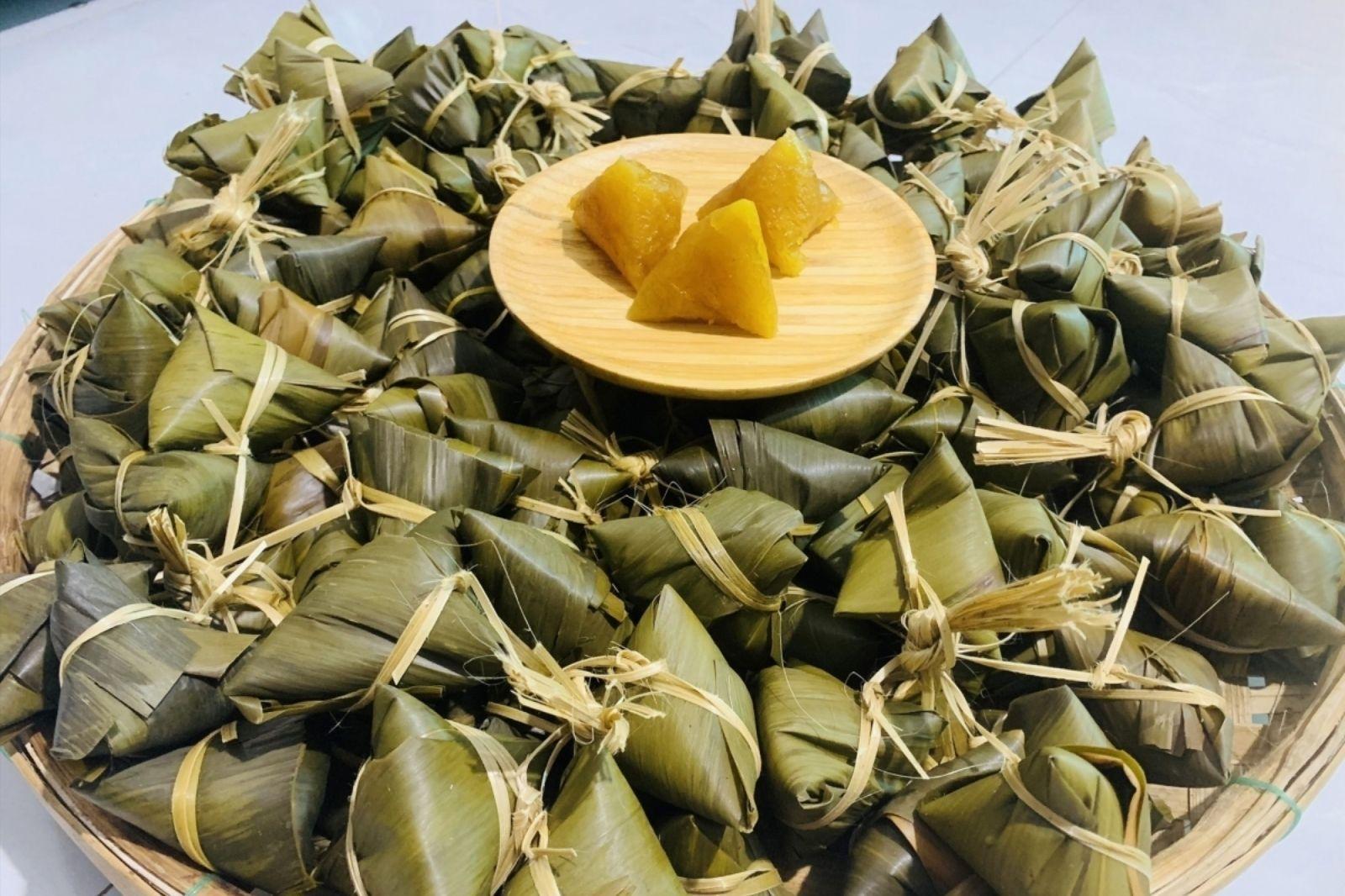 Những thức quà quê gắn với ký ức ngày Tết Đoan Ngọ Những thức quà quê gắn với ký ức ngày Tết Đoan Ngọ