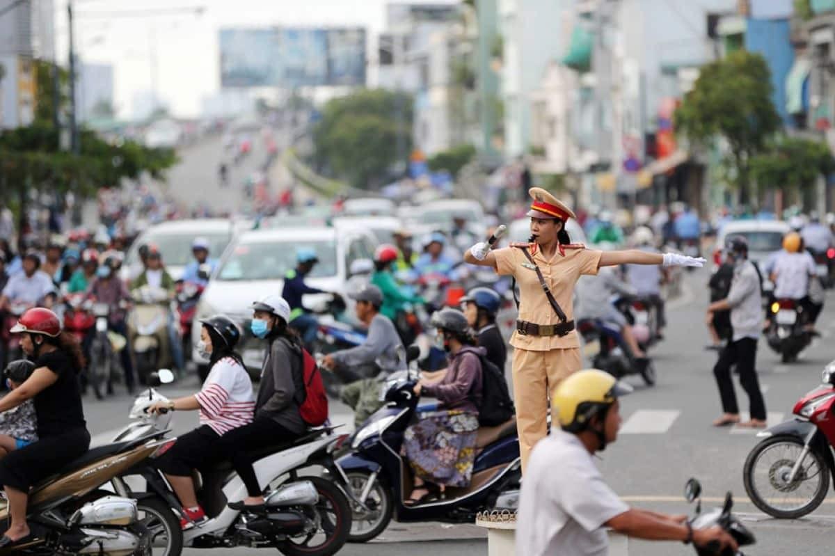 Chính phủ yêu cầu bảo đảm an toàn giao thông dịp nghỉ lễ 2/9 và tháng cao điểm học sinh đến trường Chính phủ yêu cầu bảo đảm an toàn giao thông dịp nghỉ lễ 2/9 và tháng cao điểm học sinh đến trường