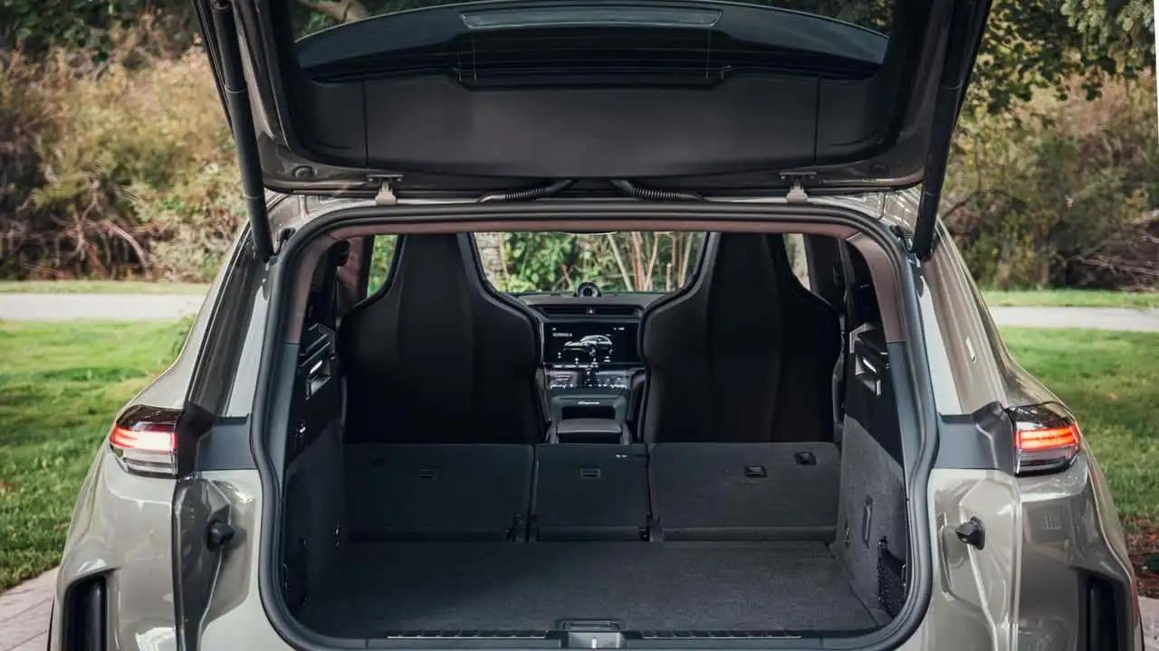 porsche-cayenne-electric-2027-6_1789826047.jpg