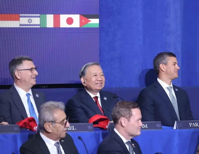 Tổng Bí thư Tô Lâm dự họp khai mạc Hội đồng Hòa bình về Gaza Tổng Bí thư Tô Lâm dự họp khai mạc Hội đồng Hòa bình về Gaza