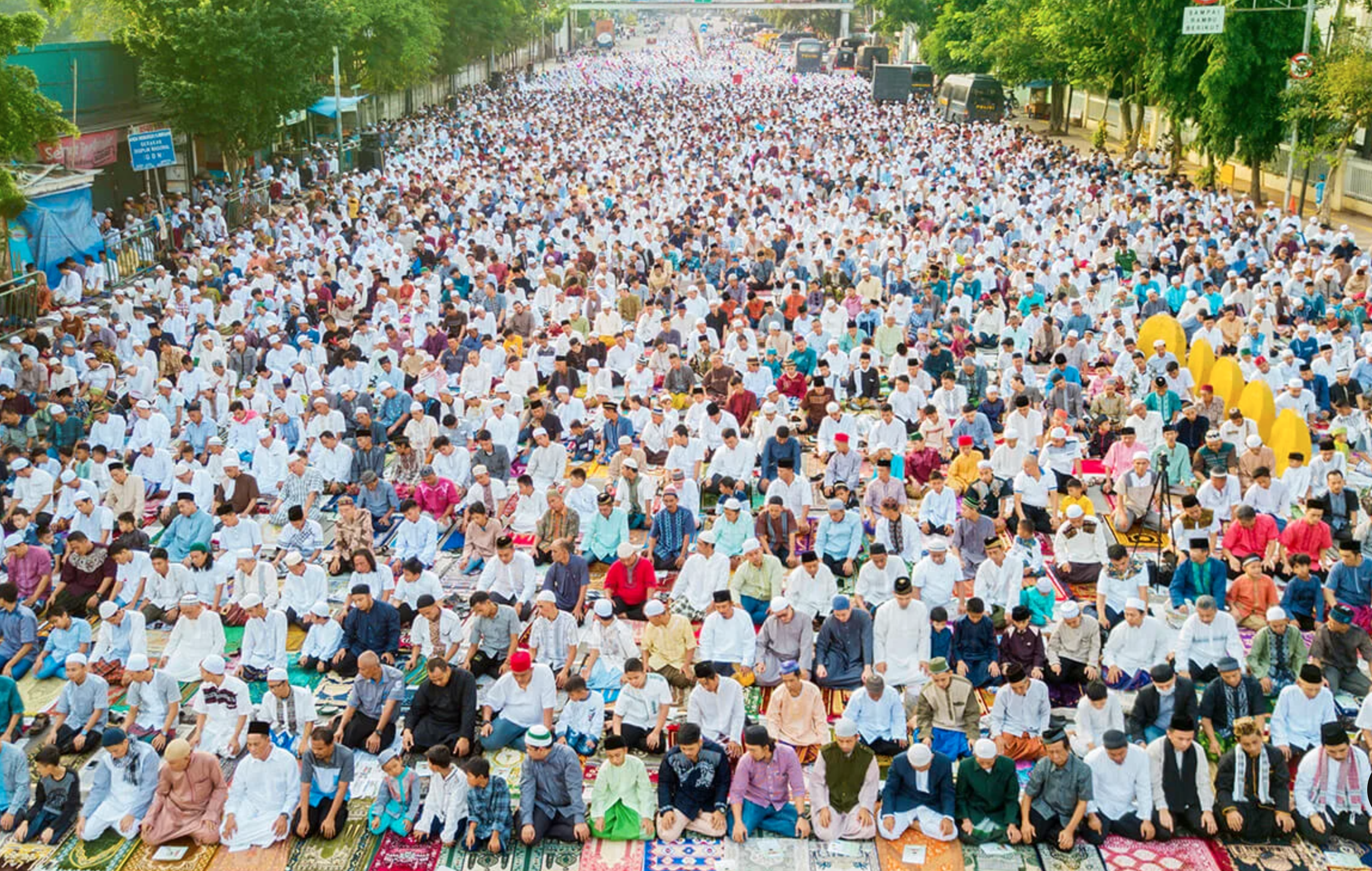 Nền kinh tế lớn nhất Đông Nam Á chỉ còn đủ xăng dùng trong 25 ngày, 140 triệu dân 'nín thở'