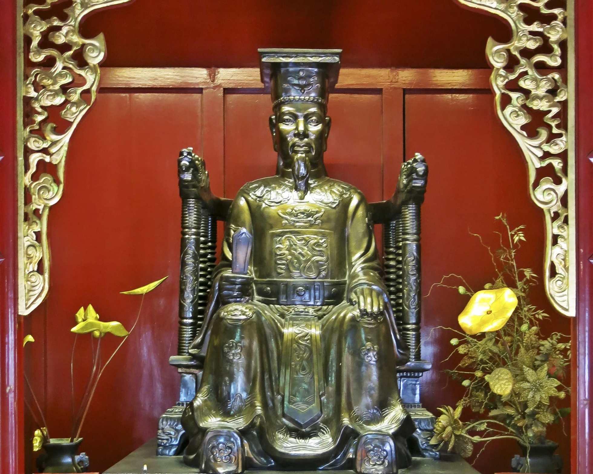 Vị vua trị vì lâu nhất lịch sử phong kiến Việt Nam: 7 tuổi lên ngôi, là bậc minh quân kiệt xuất, thành lập Quốc Tử Giám