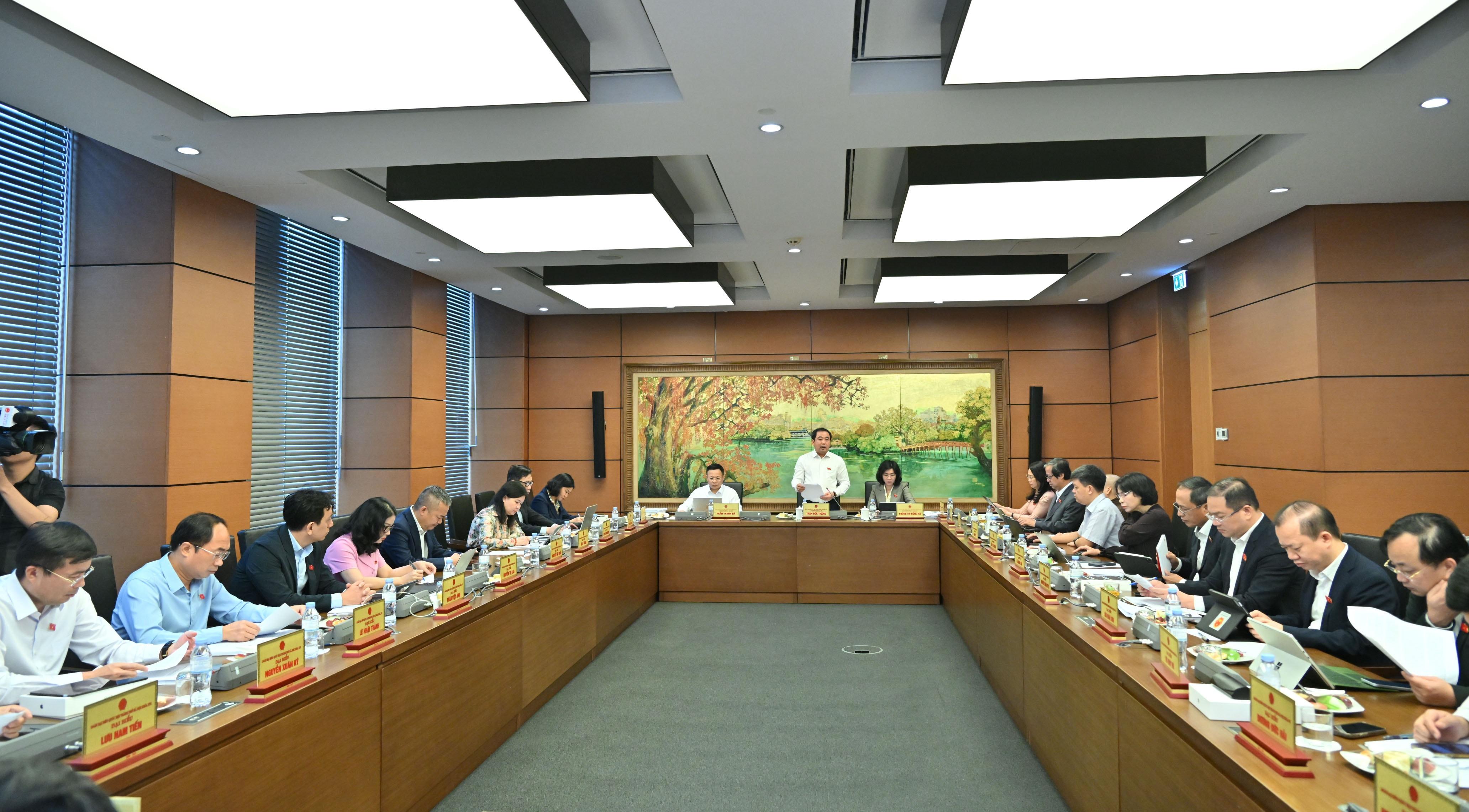 Khơi thông nguồn lực, tạo chính sách đột phá để văn hóa trở thành ngành kinh tế mũi nhọn