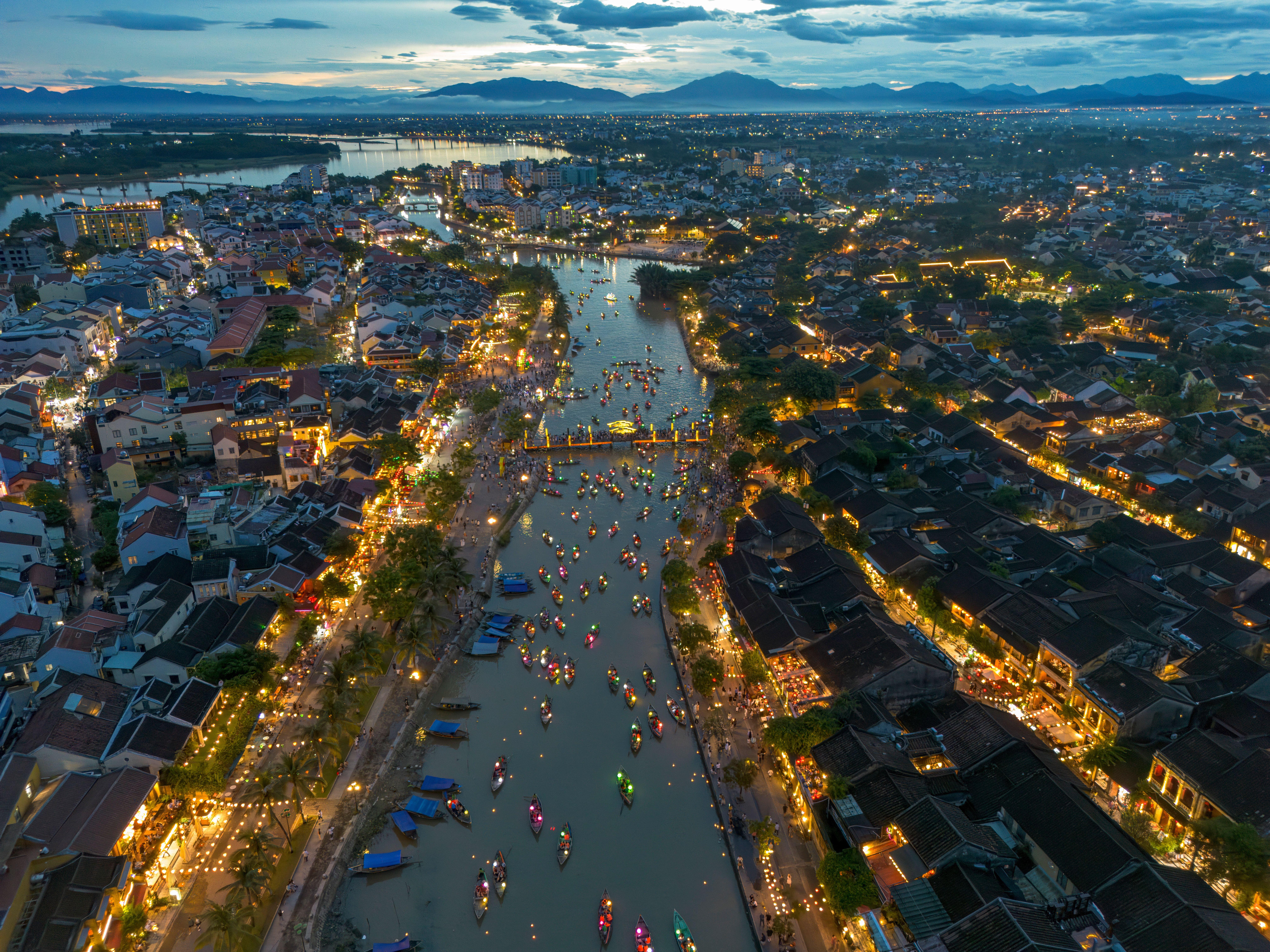 Điểm đến 'đẹp nhất Việt Nam' được tạp chí Mỹ ca ngợi: Có lịch sử hơn 400 năm, được UNESCO vinh danh là Di sản Văn hóa Thế giới