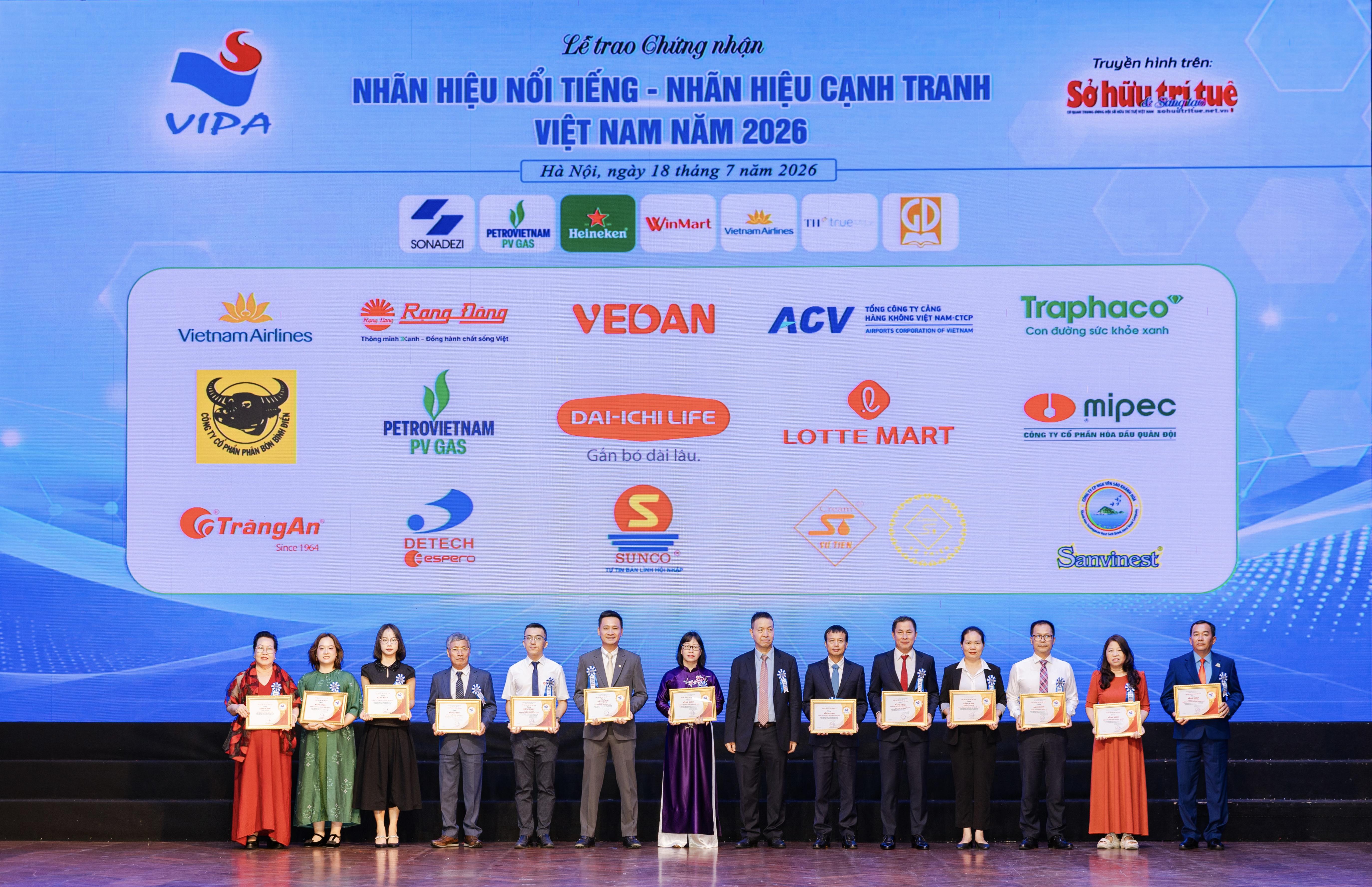 2.-day-la-nam-thu-11-lien-tiep-hang-hang-khong-quoc-gia-viet-nam-co-mat-trong-bang-xep-hang-nay-tinh-tu-2015_1784516694.jpg