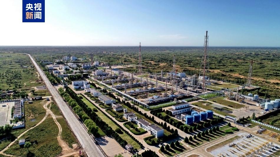 'Vùng đất chết' hồi sinh nhờ mỏ dầu siêu lớn, Trung Quốc đủ dùng trong 200 năm