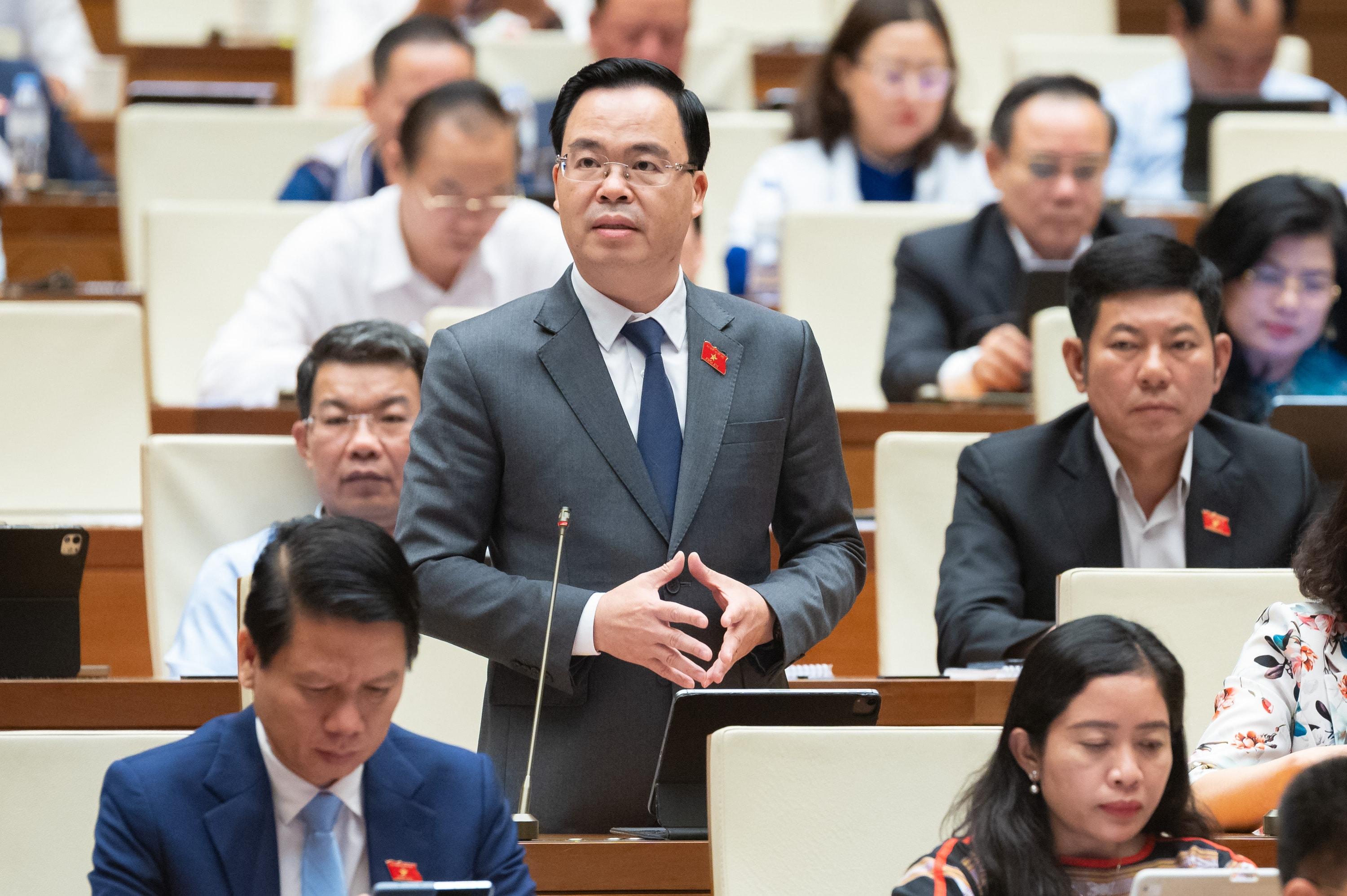 ĐBQH Trần Văn Khải (Ninh Bình): Đặt khoa học công nghệ, đổi mới sáng tạo, chuyển đổi số vào vị trí trung tâm của chiến lược phát triển