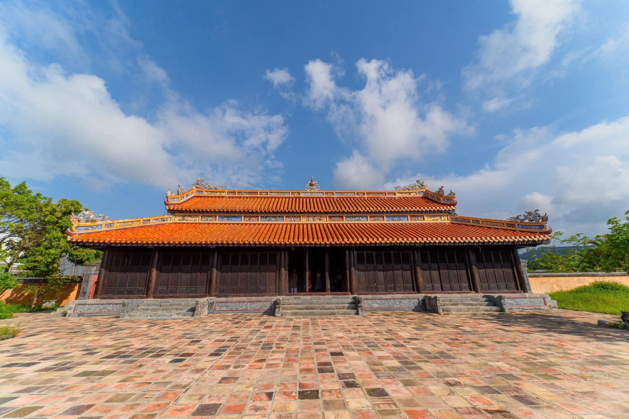 Vị vua Việt chỉ lên ngôi 3 ngày đã bị phế truất: Qua đời vì bị bỏ đói, được thờ trong lăng tẩm đặc biệt