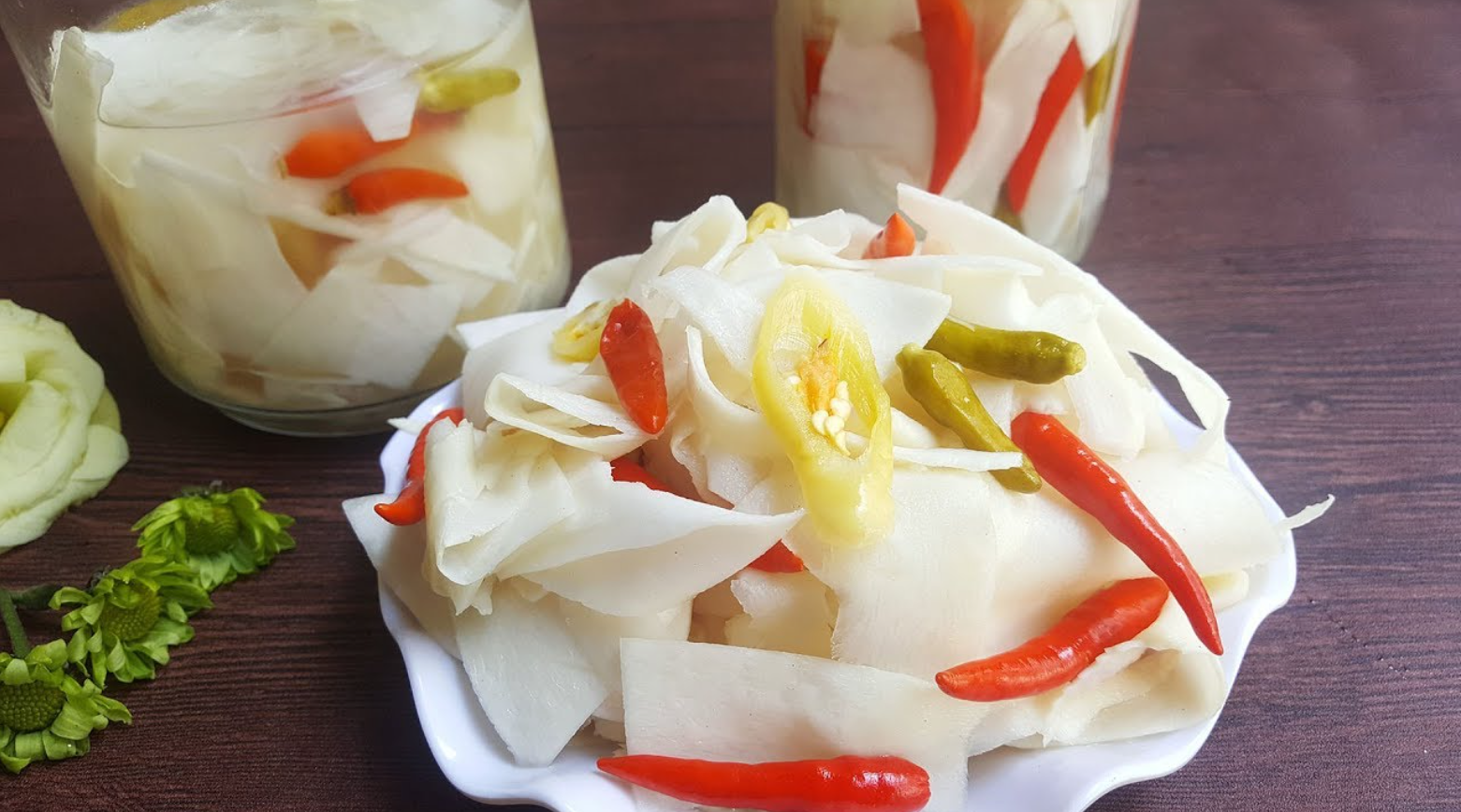 Loại tre cho măng trắng giòn giúp nông dân thu 300 triệu đồng/năm