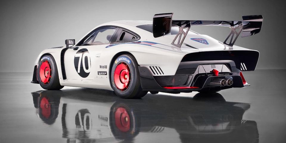 porsche-9352_1789972502.jpg
