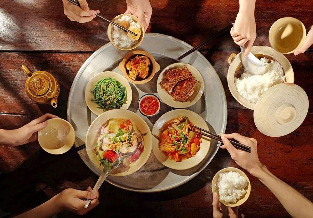 Sai lầm khi nấu cơm làm thất thoát dinh dưỡng trong bữa ăn gia đình