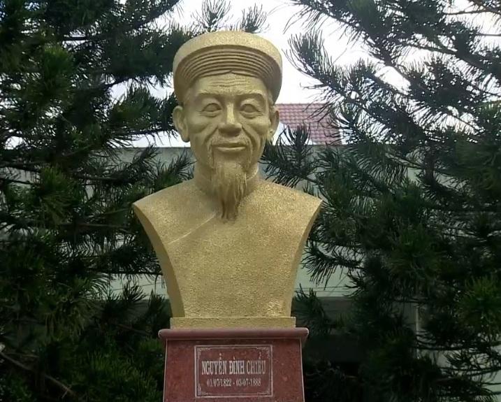 Nhà thơ Việt Nam được UNESCO công nhận Danh nhân Văn hóa Thế giới: Tác giả của truyện thơ dài hơn 2.000 câu, được dịch ra nhiều thứ tiếng