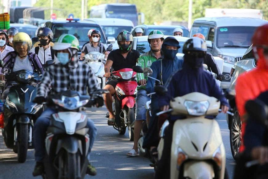 Đề xuất mới liên quan hàng triệu ô tô, xe máy: Đô thị có thể lập khu vực kiểm soát khí thải phương tiện Đề xuất mới liên quan hàng triệu ô tô, xe máy: Đô thị có thể lập khu vực kiểm soát khí thải phương tiện