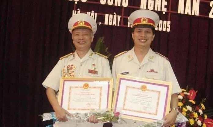 Gia đình hiếm hoi ở Việt Nam có 3 cha con đều nhận Giải thưởng Hồ Chí Minh