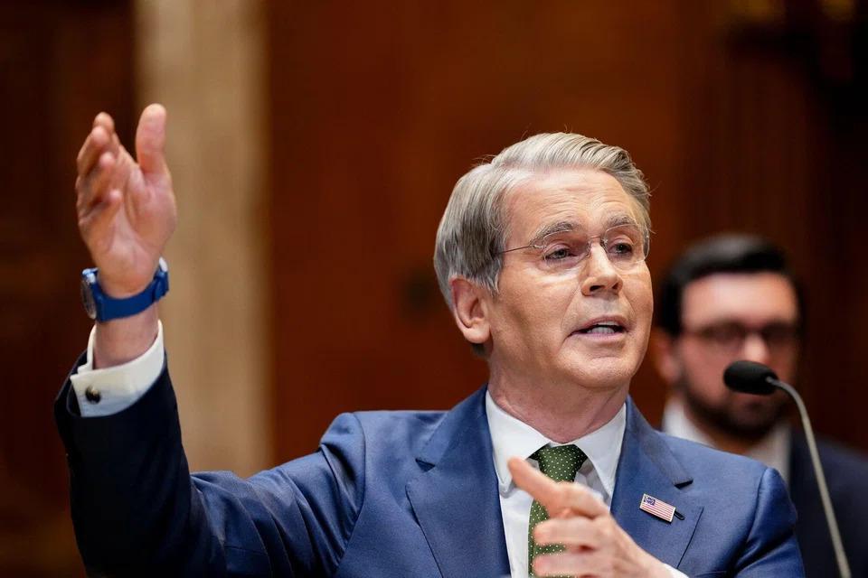 Đau đầu vì tỷ giá, đồng minh Mỹ tức tốc đi tìm 'phao cứu sinh' USD từ Washington