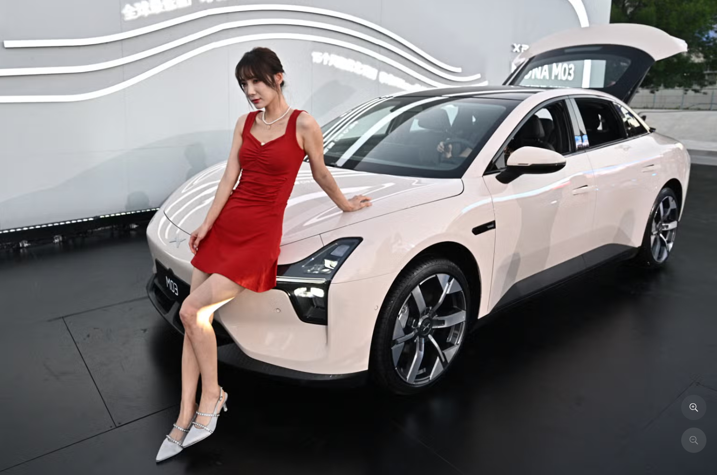 Xe điện Trung Quốc gây bão TikTok, dân Mỹ phát cuồng nhưng không thể mua