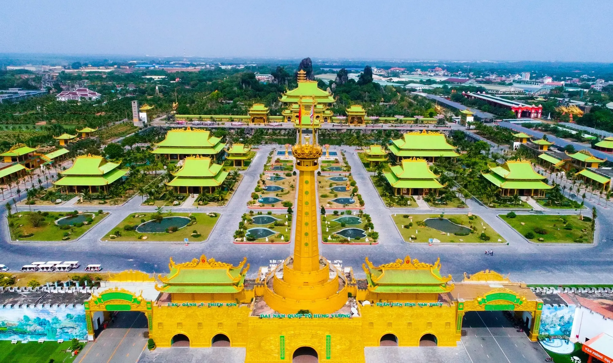 Học sinh giỏi năm học 2025-2026 trên cả nước sẽ nhận được ‘đặc quyền’ từ KDL 6.000 tỷ đồng của vợ chồng ông Huỳnh Uy Dũng