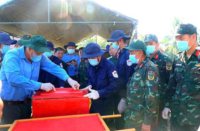 Sau 57 năm, hài cốt nữ du kích hy sinh năm 19 tuổi được tìm thấy giữa chiến trường xưa