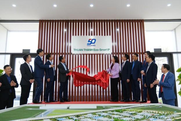 Kỳ 4: Không ngừng thu nhỏ “dấu chân carbon” Kỳ 4: Không ngừng thu nhỏ “dấu chân carbon”