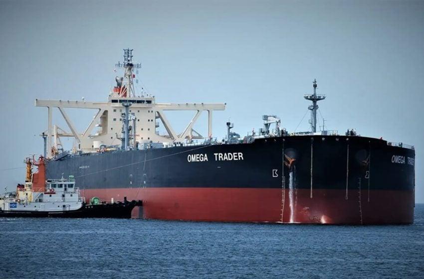 Tin vui: Siêu tàu chở 2 triệu thùng dầu thành công vượt eo biển Hormuz, cập cảng châu Á