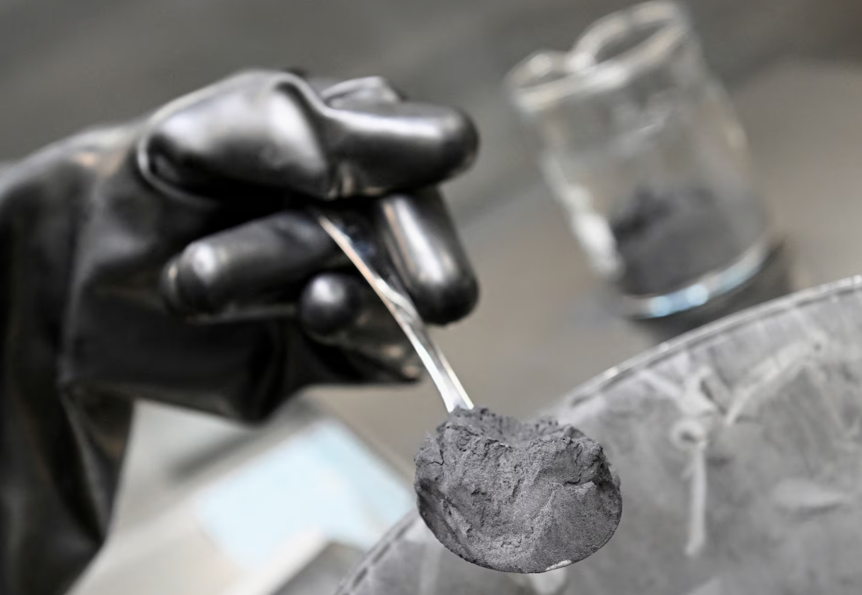 Láng giềng Việt Nam phát hiện 'kho báu' trữ lượng hàng chục triệu tấn, tăng tốc cuộc đua với Mỹ