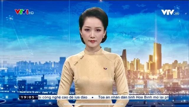 BTV nổi tiếng VTV được dẫn chương trình Thời sự 19h khi mới 23 tuổi: Đỗ Thủ khoa đại học, lọt top 10 Hoa hậu Việt Nam, có chồng là nhà khoa học