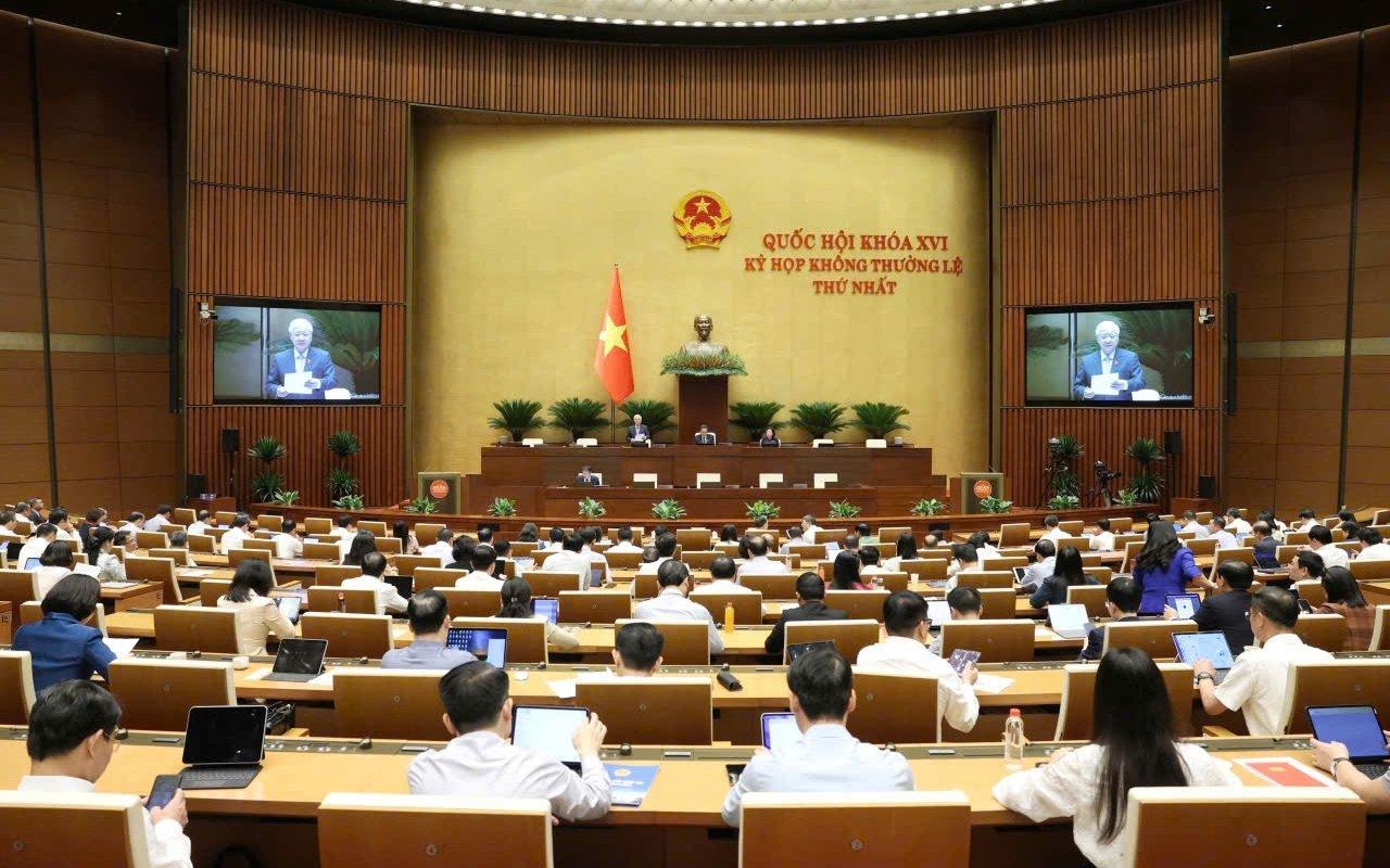 Bế mạc Kỳ họp không thường lệ thứ Nhất, Quốc hội khóa XVI Bế mạc Kỳ họp không thường lệ thứ Nhất, Quốc hội khóa XVI