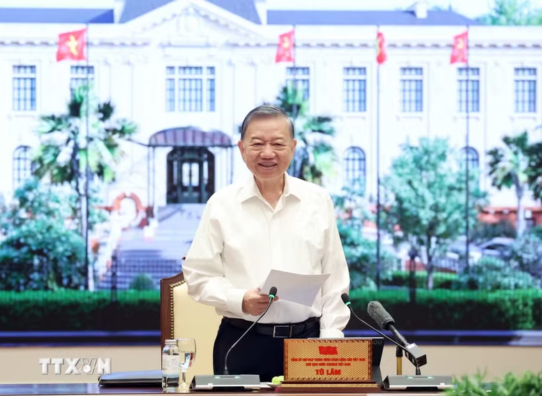 Tổng Bí thư, Chủ tịch nước Tô Lâm: Thu hút nhân tài phải gắn với trọng dụng, giao nhiệm vụ cụ thể Tổng Bí thư, Chủ tịch nước Tô Lâm: Thu hút nhân tài phải gắn với trọng dụng, giao nhiệm vụ cụ thể