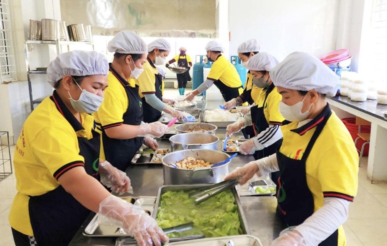 Phạt tới 4 triệu đồng với người chế biến thực phẩm không đảm bảo vệ sinh